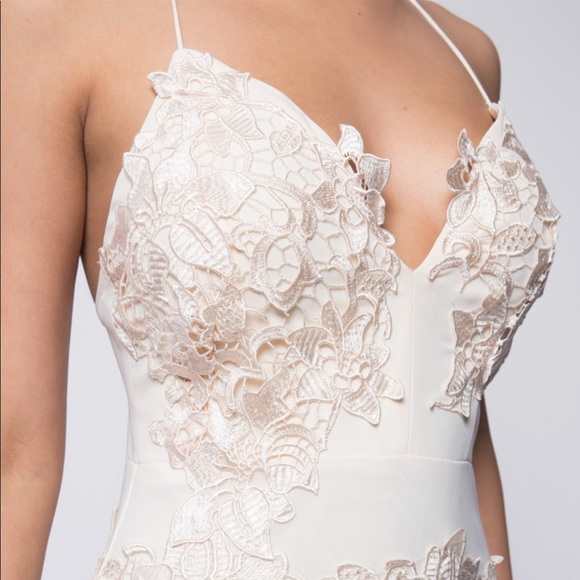 Looking Like A Million Bucks Lace Maxi Dress - Picture 6 of 8